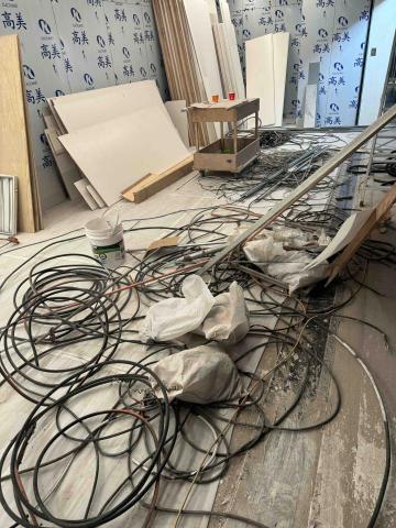 萬能合作社 - 舊線拆除