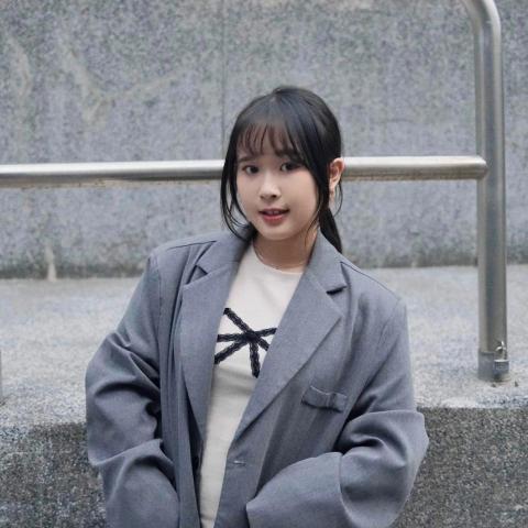 提供數學題服務的專家詠婷