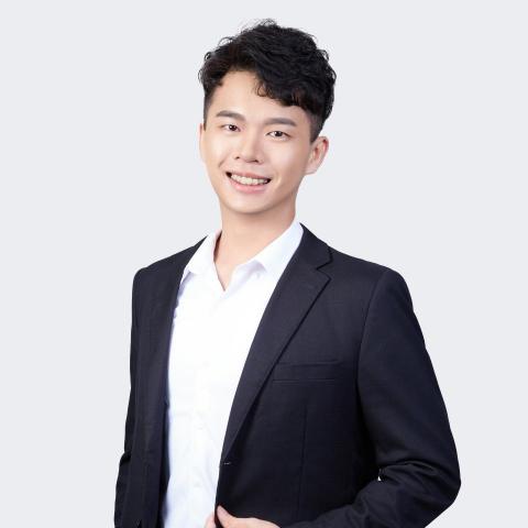 提供招募小model服務的專家Ryan Yang