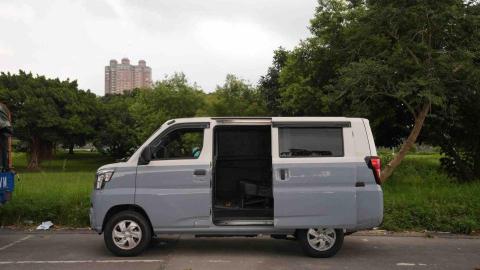 代客運輸 - 接送服務 代客運輸 - 接送服務