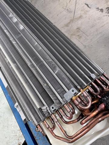 捷迅個人工作室 - 壁掛式蒸發器清洗後