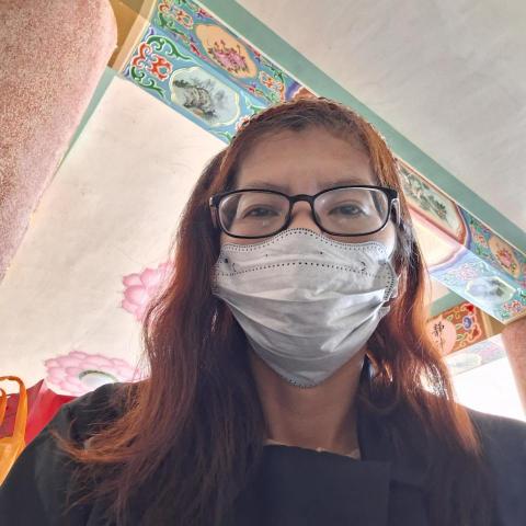 提供物流到府收件服務的專家王雅慧