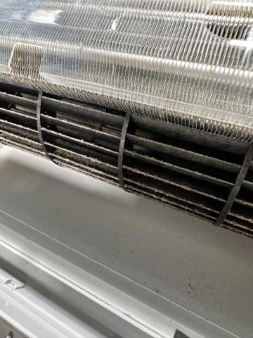 捷迅個人工作室 - 壁掛式風輪清洗前