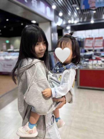 nn zz - 陪玩經驗～親戚家一歲多的小女生?