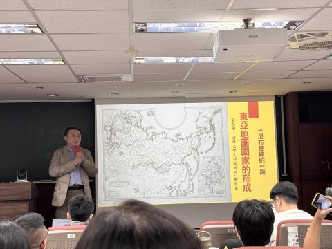 Jay 家教老師 - 參與國際學術演講。