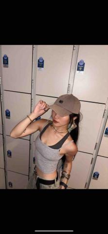 黃郁絜 Jasmine 黃郁絜 Jasmine