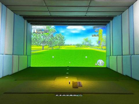 Fairway Vibe 室內高爾夫娛樂空間 - 