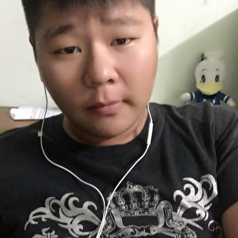 提供問卷調查服務的專家陳培源