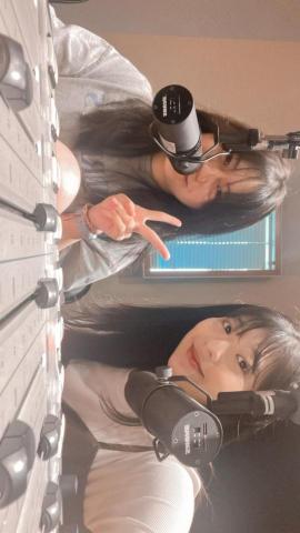 黃鈺慈 - 和夥伴在錄音室錄音