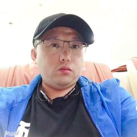 提供搬家費用台南服務的專家楊先生