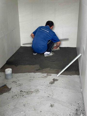 岳昇工程行 - 衛浴-地磚施工