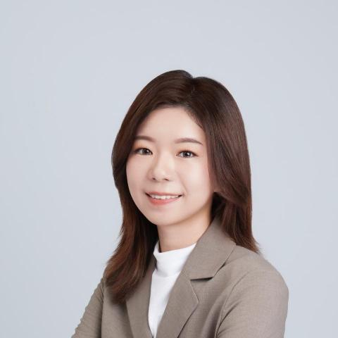 台北大安區英文編譯專家推薦Amber Chen