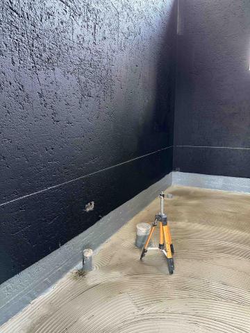 岳昇工程行 - 壁磚施工-起步基準線