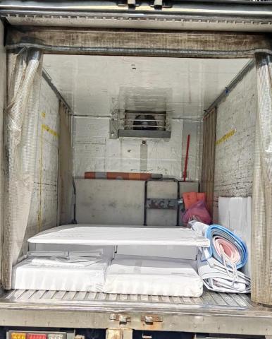 張廣勇 - 珍珠板配送