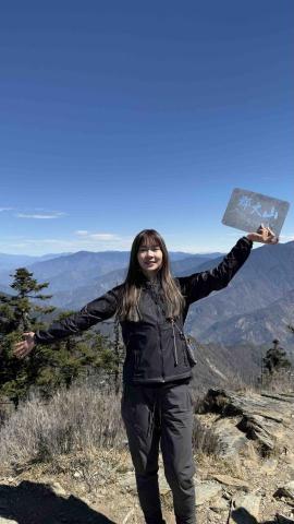 提供113學測數學服務的專家曾珽甄