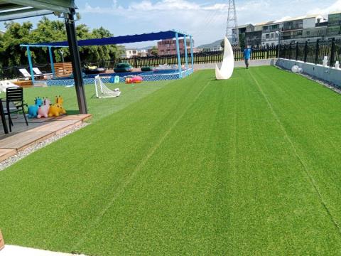 悠然景觀有限公司 - 宜蘭民宿-人工草皮舖設