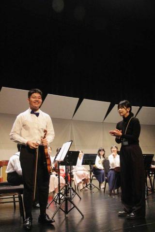 Amy Huang 黃老師 - 