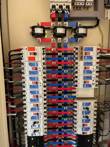 許修維 - 大樓電箱配置