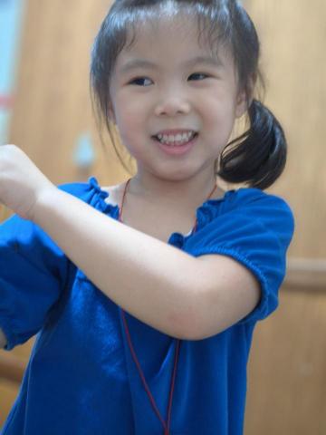 保姆 - 漂亮姐姐