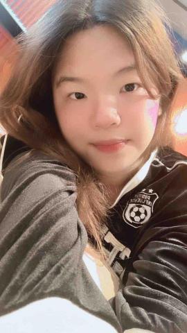 莫喬(國小學科老師) 莫喬(國小學科老師)