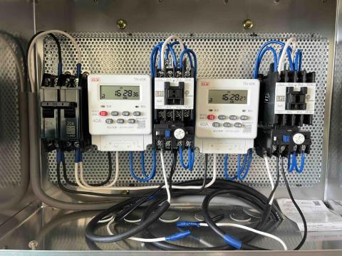 皓勛水電 - 灑水系統配置箱（控制灑水時間）