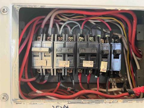 皓勛水電 - （修繕前）