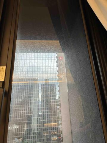 悠活/居家清潔/個人工作室 - 窗戶2 清潔前