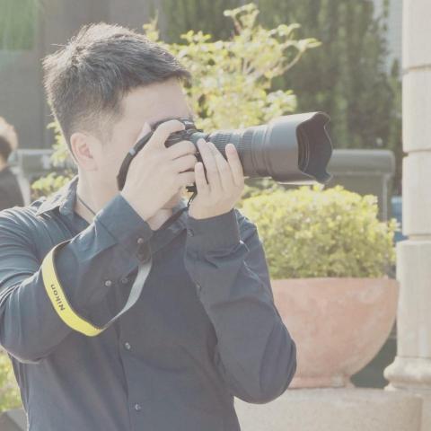 提供網拍model服務的專家Haur Liu