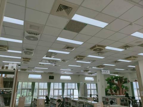 綠合和企業社 - 圖書館燈具安裝(專案)