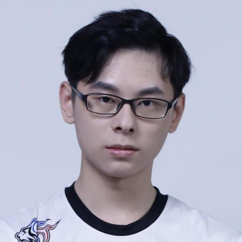 提供n4自學服務的專家沈佑威