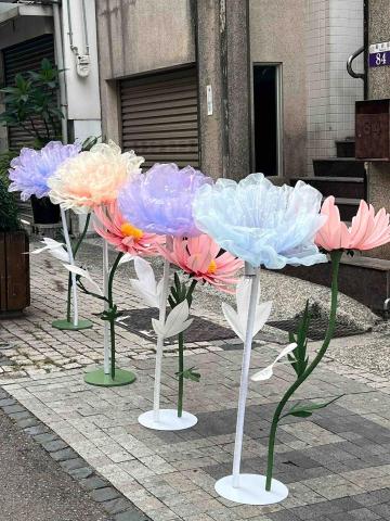 汨羽藝境工作室 - 巨型花藝｜牡丹氣氛燈｜