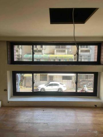 佳昇鋁門窗 - 施工後 3拉式氣密窗配8mm灰色強化玻璃