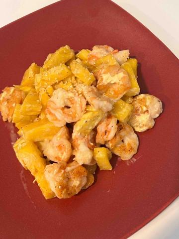 Jade’s kicthen（潔德作菜） - 鳳梨蝦球-新鮮鳳梨