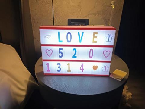 SANDY婚禮主持#婚禮影片#求婚佈置#婚禮佈置#婚禮企劃# - 告白佈置