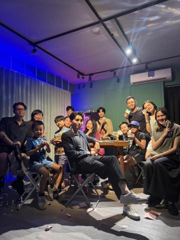 魔術師 許鈞維｜台灣牌神｜近距離魔術體驗｜專業魔術授課 - Pentadoor 幻巷 近距離紙牌魔術秀