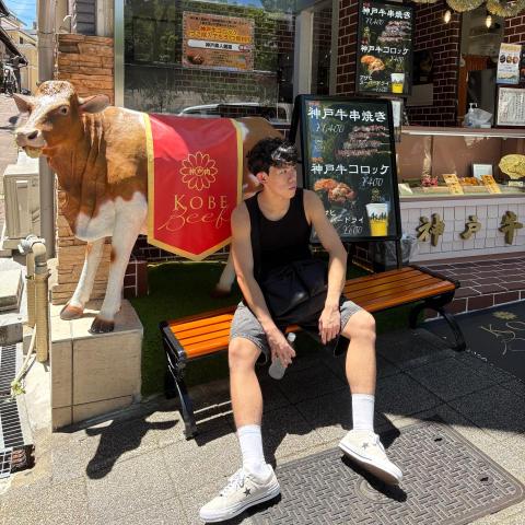 提供48服務的專家張育瑋