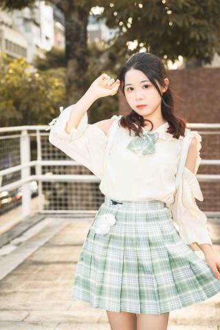 攝相豬 -  攝相豬 -