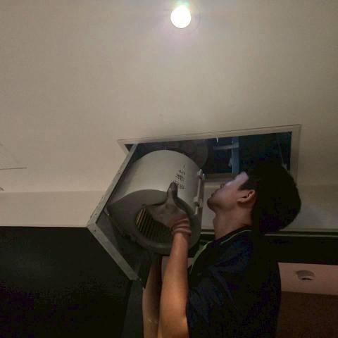 提供台北冷氣安裝服務的專家巫牧霖