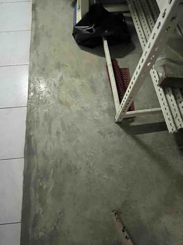 林詩叡 - 特殊地板（水泥地）