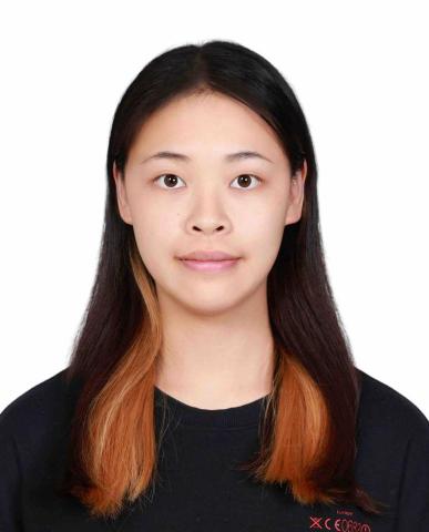 提供康軒國一數學服務的專家曾郁茹