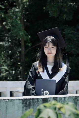 台北信義區經濟學家教推薦Anching Lien