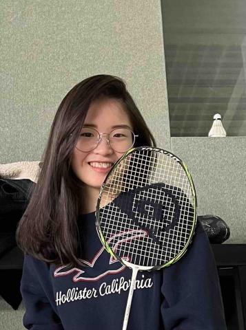 提供ikea桌子475服務的專家李旻珊