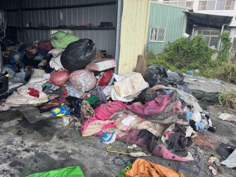 宥成 - 家庭廢棄物