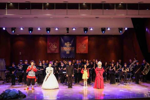 Jasmine - 定期參與樂團演出