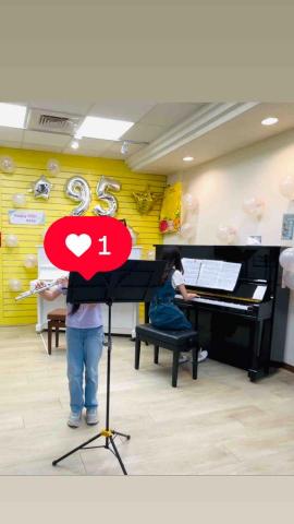 Jasmine - 鼓勵學生上台