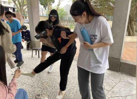 廖恬儀 - 陪伴孩子的家庭日