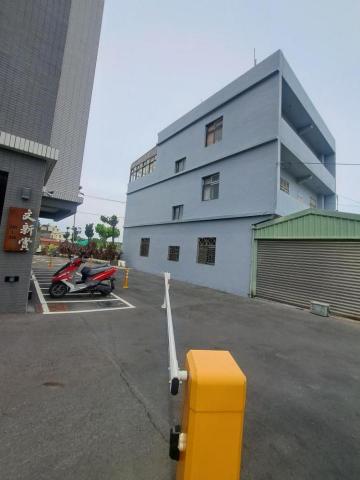 辛鴻榮 - 外牆防水