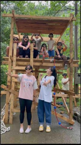 廖恬儀 - 去年暑假夏令營，帶國小小孩蓋樹屋
