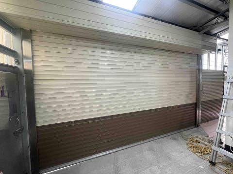 鑫鋼（傳統、安全捲門維修安裝） - 