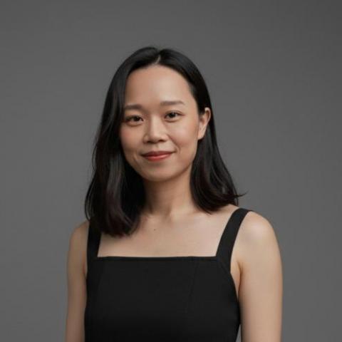 提供486翻譯筆plus服務的專家Ellie Lee